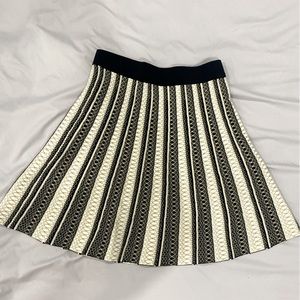 BEBE skirt